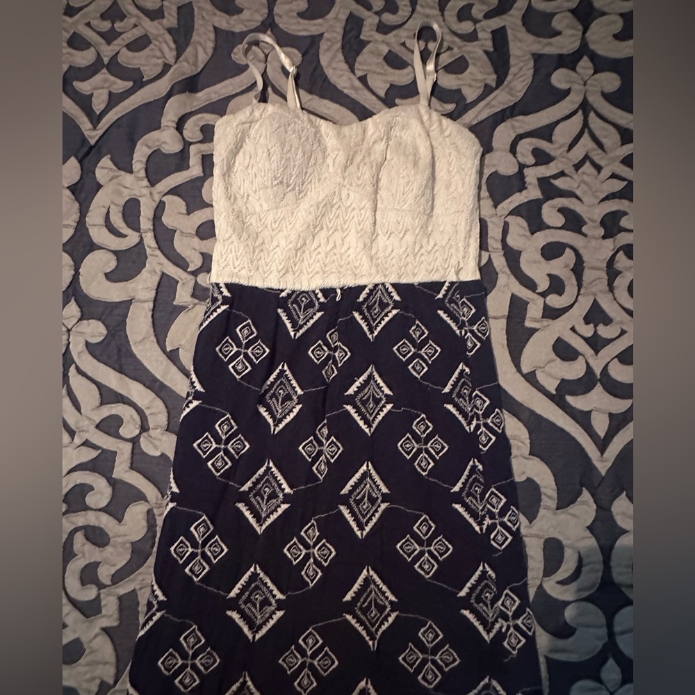 Lily rose maxi dress. Has slit in the back